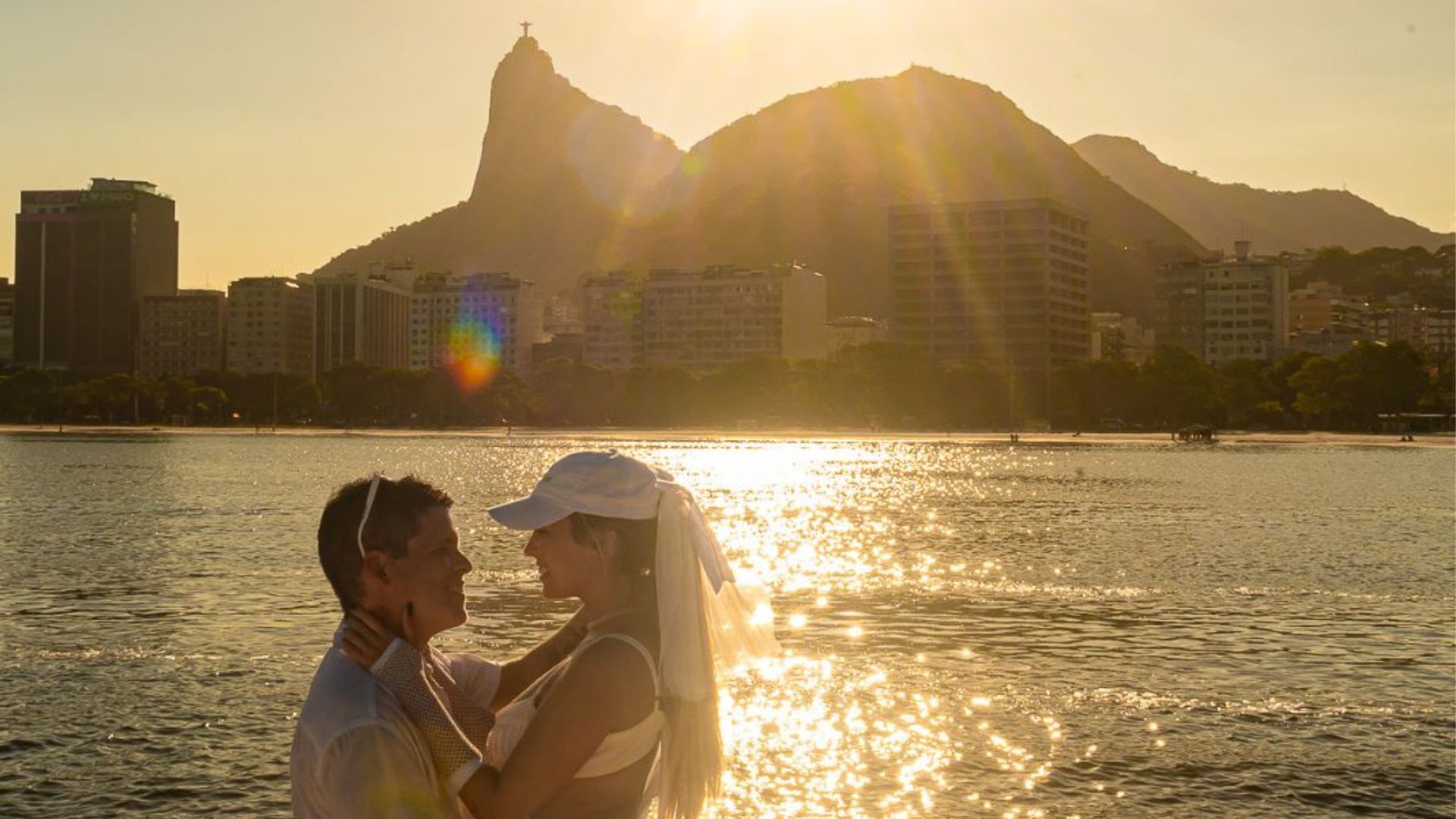 Experiência náutica VIP Vetor Experience — Nível Irrestrito Party Boat Rio de Janeiro